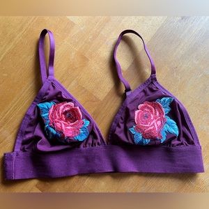 NWOT’s Victorias Secret PINK Bralette